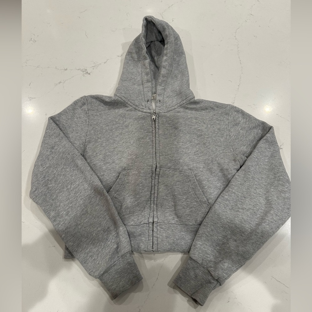 Brandy Melville cropped sweatshirt